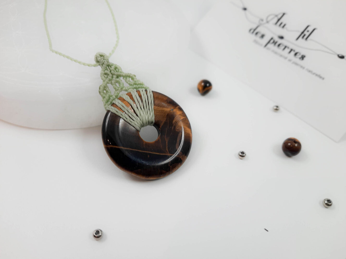 Collier donut vert lichen et pierre en œil de tigre