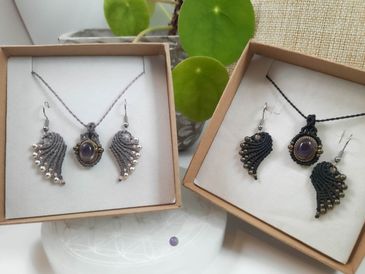 Collier oeil d'Orion - Pierre de lune ovale - Noir