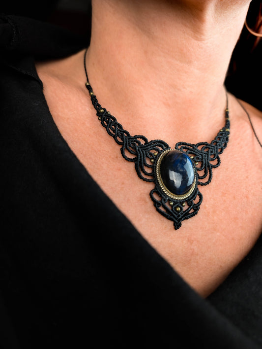 Plastron - Labradorite Ovale - Noir