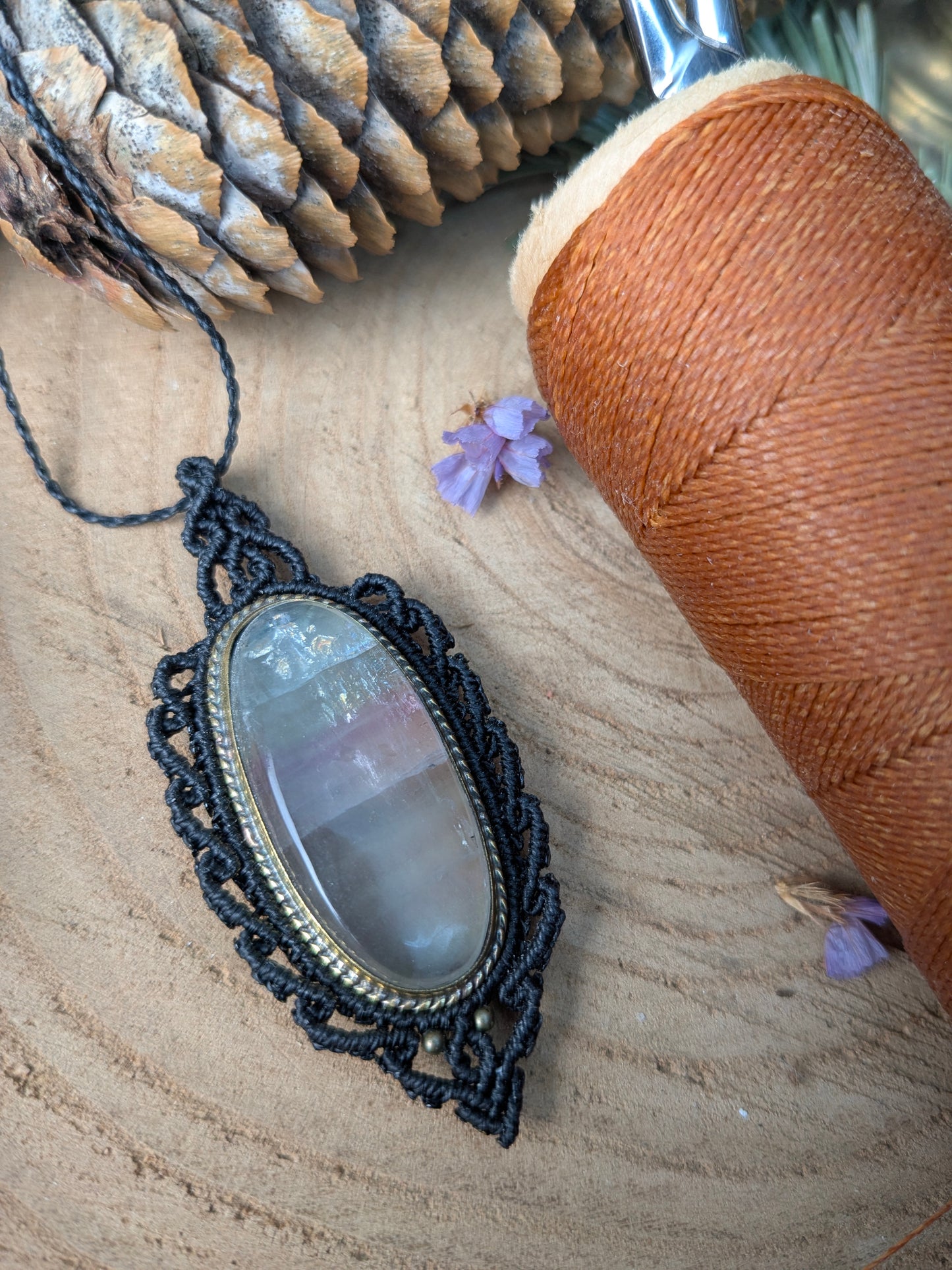 Collier " Camée" - Fluorite - Noir
