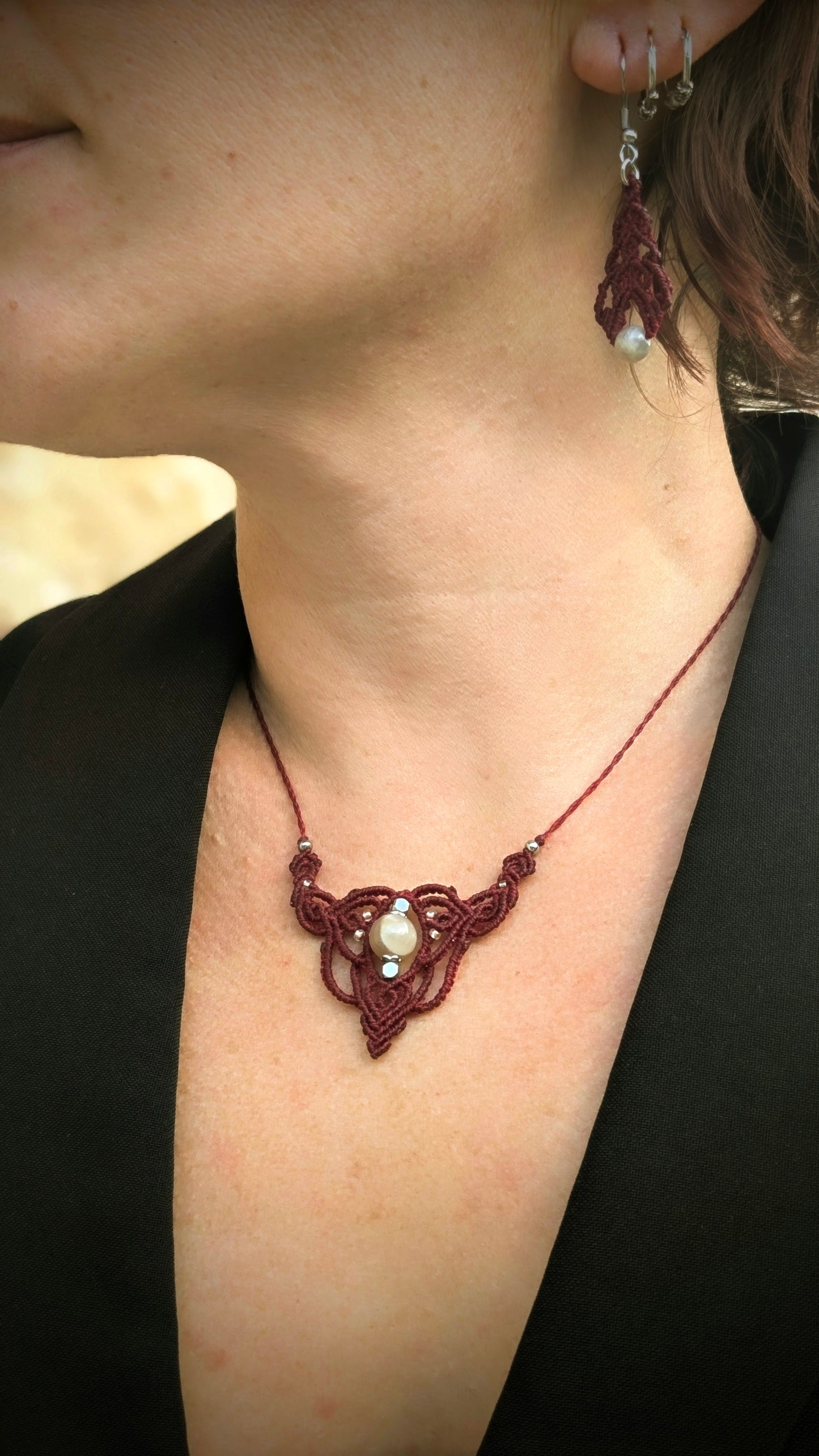 Collier "Monarque" - pierre de lune - rouge