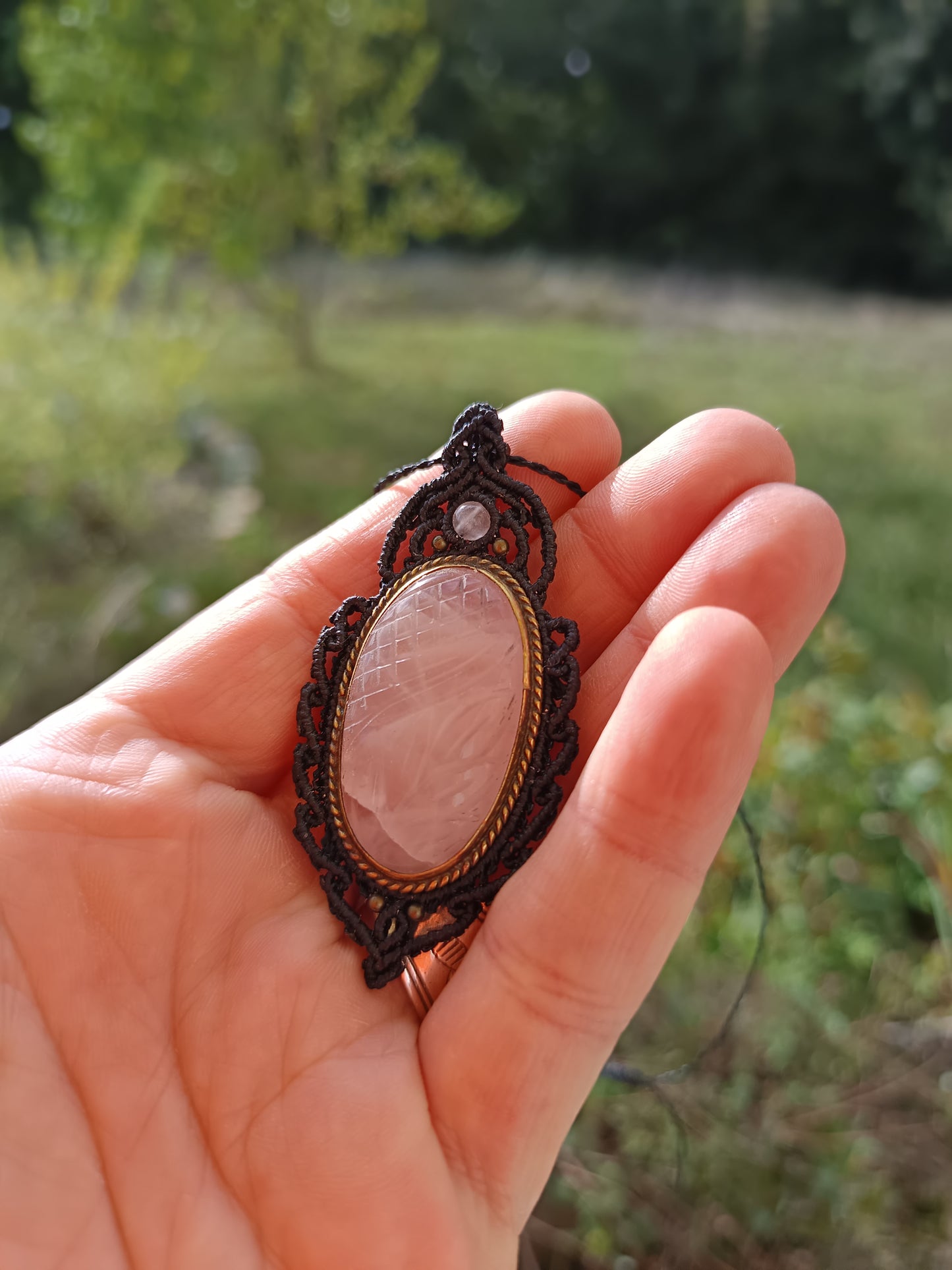 Quartz rose Gravé