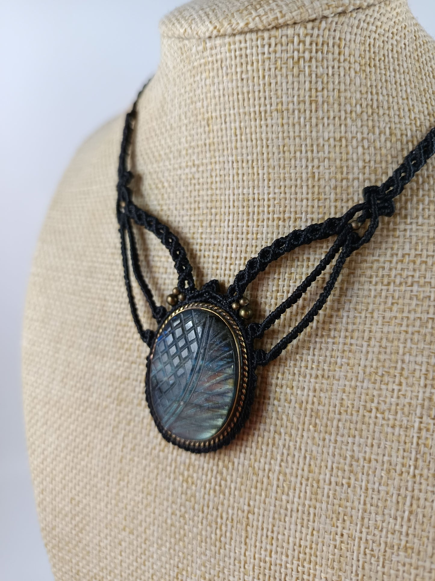 Incomparable Necklace - Labradorite - Black