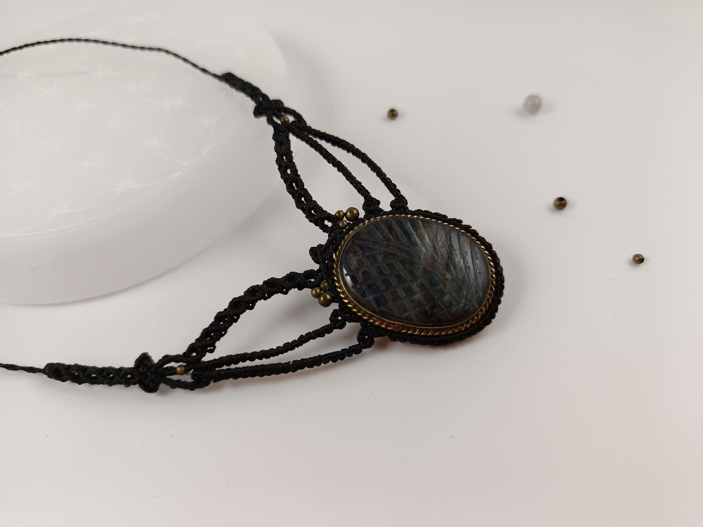Incomparable Necklace - Labradorite - Black