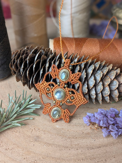 Oxalis -Labradorite  - ocre