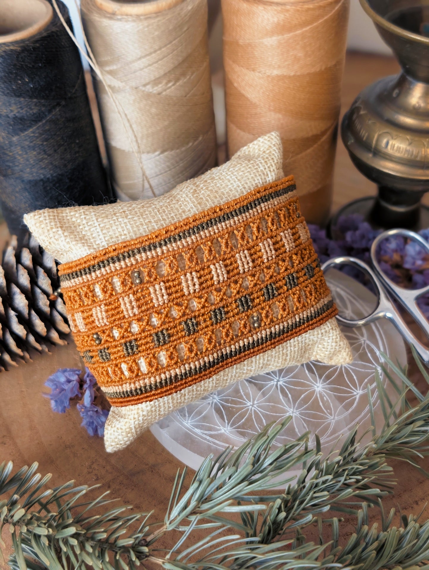 Large manchette ocre