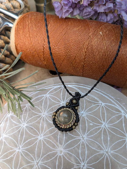 Collier oeil d'Orion - Labradorite - Noir