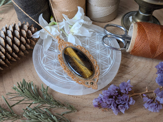 Collier " Camée" - Oeil de tigre - Crème