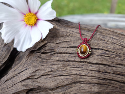 Collier oeil d'Orion - Œil de tige - Rouge
