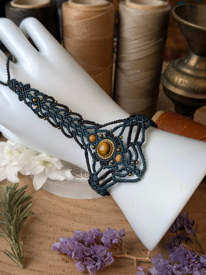 Bijou de main - œil de tigre - Vert foncé / Noir